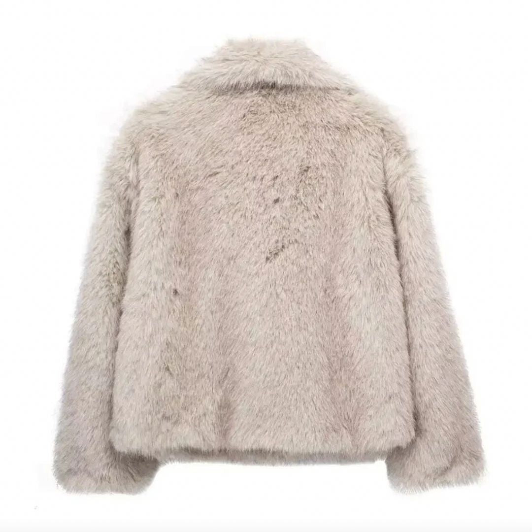 Fluffy Jacket for Women – Cozy Cropped Fleece Outerwear for Winter