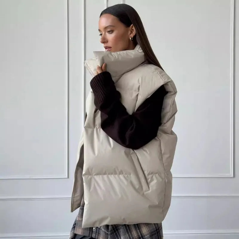 Women's Puffer Gilet – Stylish Quilted Vest for Cold Weather Fashion Beige