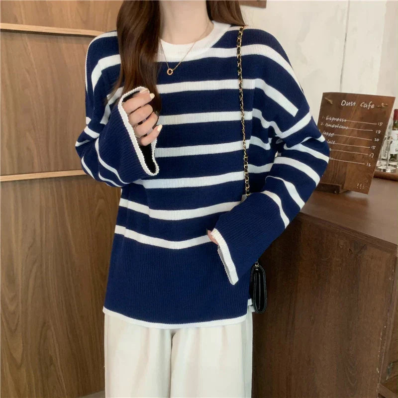 Women's Knit Jumper – Playful Striped Sweater for Casual Wear Blue One Size
