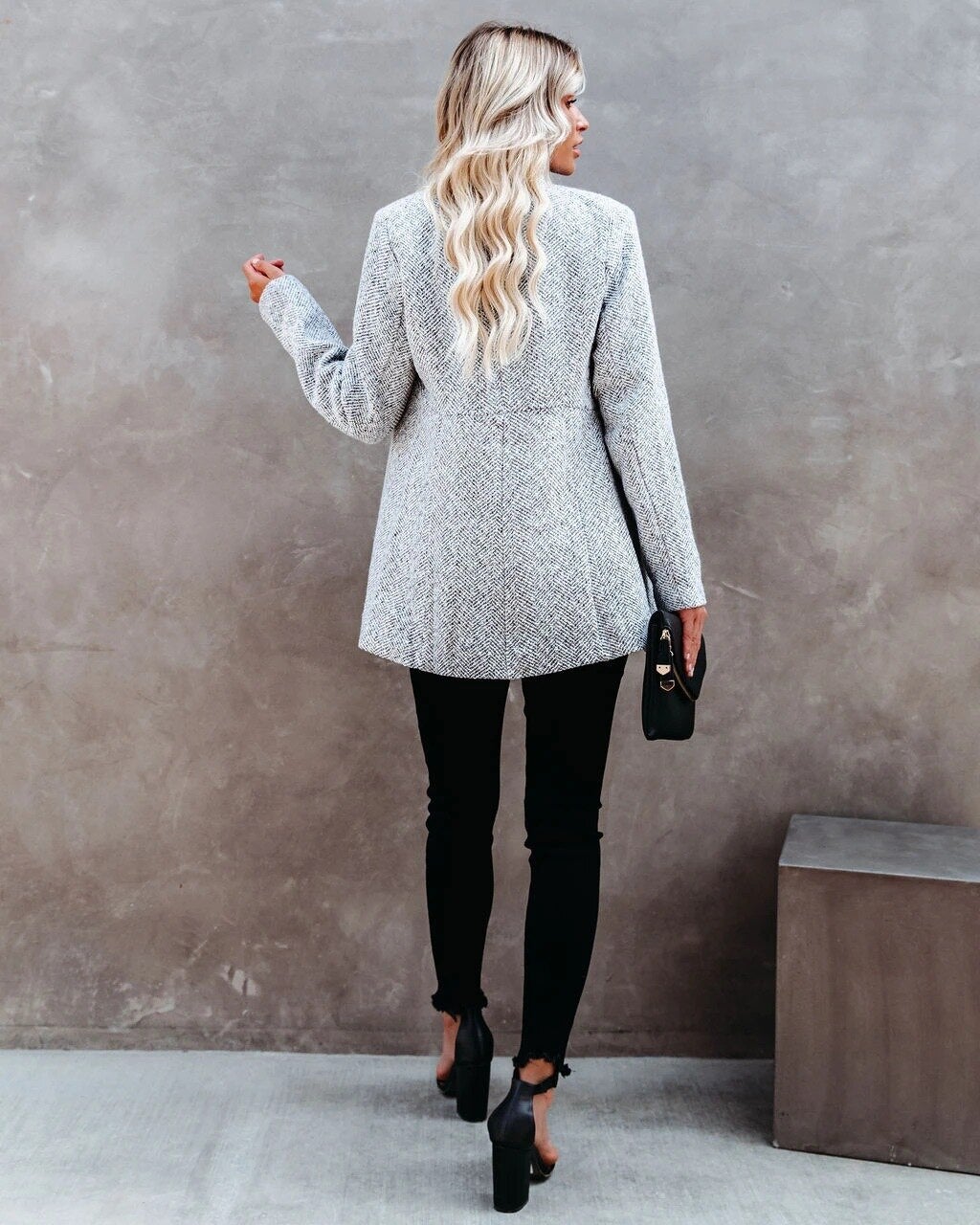 Long Casual Coat for Women – Stylish Lightweight Outerwear for All Seasons