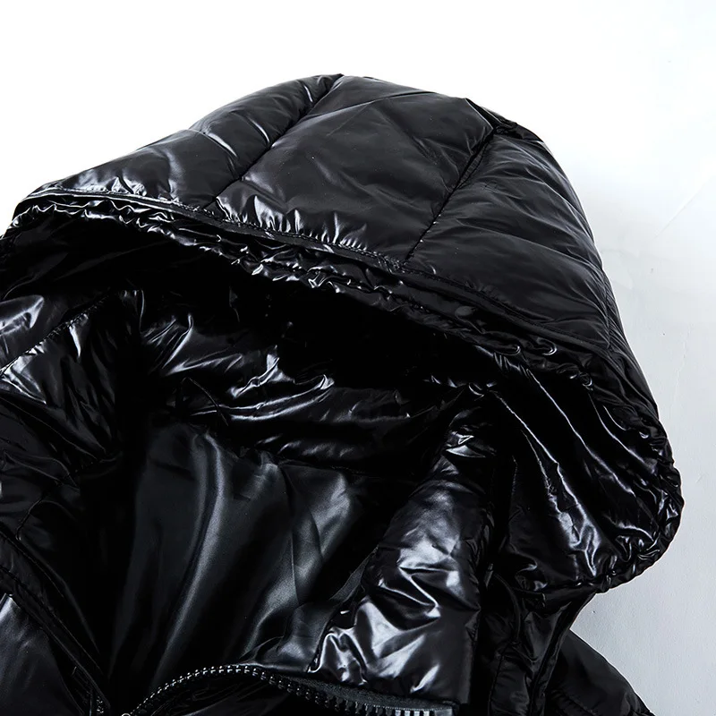 Men's Down Jacket – Stylish Warm Lightweight Winter Coat for Outdoor Wear